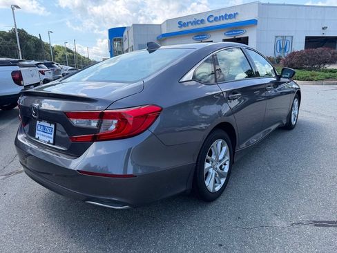 Used 2018 Honda Accord LX image 5
