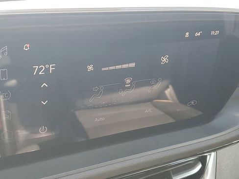 Certified 2025 Buick Envista Sport Touring FWD image 14