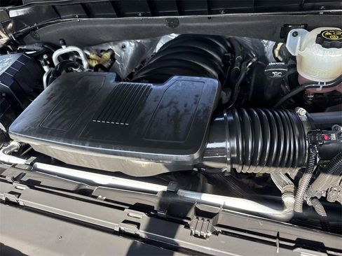 Used 2023 Chevrolet Tahoe Premier image 28