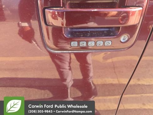 Used 2010 Ford F150 Lariat AWD/4WD image 21