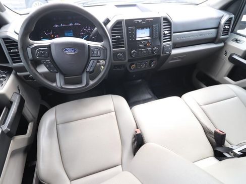 Used 2021 Ford F450 XL w/ Power Equipment Group image 9