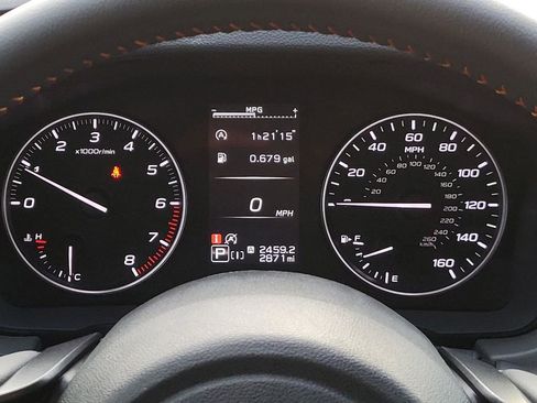 Certified 2025 Subaru Crosstrek 2.5i Limited w/ Crosstrek Mirror Package image 31