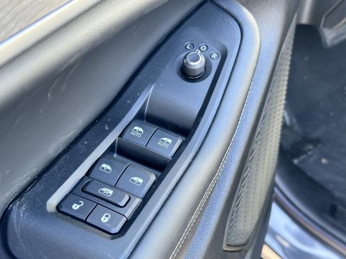 New 2024 Jeep Grand Cherokee Limited w/ Black Appearance Package image 17