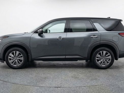 Used 2025 Nissan Pathfinder SV AWD/4WD image 5