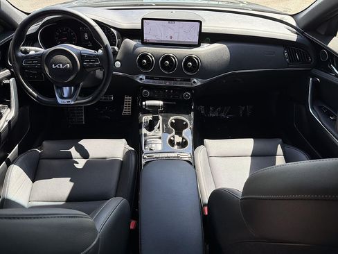 Used 2022 Kia Stinger GT-Line RWD image 19
