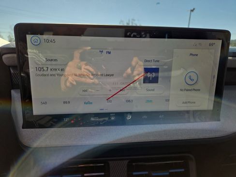 New 2026 Ford Maverick XLT image 30