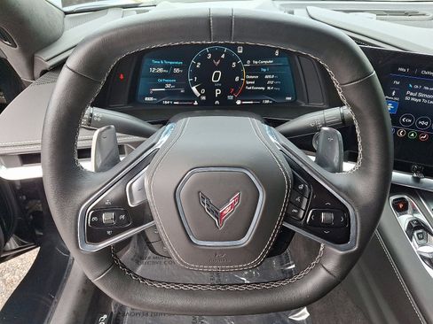 Used 2022 Chevrolet Corvette Stingray Premium Conv w/ Z51 Performance Package image 18