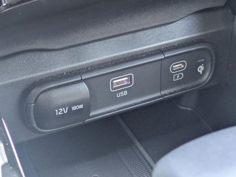 Certified 2024 Kia Telluride EX FWD image 22