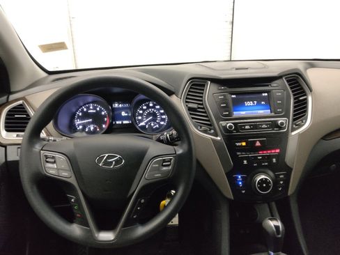 Used 2017 Hyundai Santa Fe Sport image 22