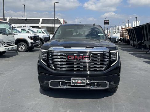 New 2026 GMC Sierra 1500 Denali w/ Technology Package AWD/4WD image 2