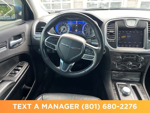 Used 2021 Chrysler 300 Touring L AWD/4WD image 13