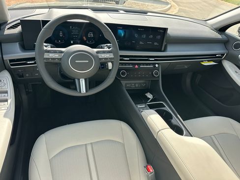 New 2026 Hyundai Sonata SEL FWD image 23