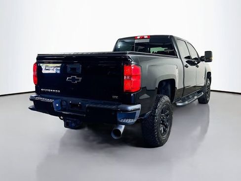Used 2019 Chevrolet Silverado 2500 LTZ w/ Duramax Plus Package image 7