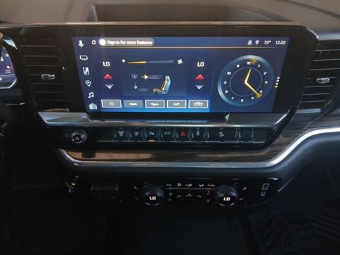 Used 2025 Chevrolet Silverado 2500 LT w/ Trail Boss Package image 4