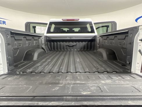 Used 2024 Chevrolet Silverado 2500 LT AWD/4WD image 26
