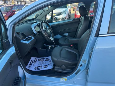 Used 2014 Chevrolet Spark LT image 6