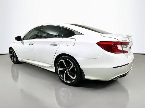 Used 2018 Honda Accord Sport image 5