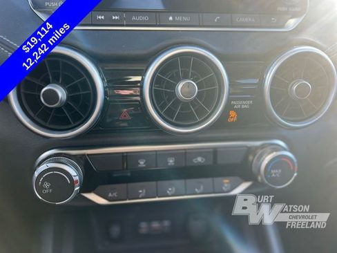 Used 2025 Nissan Sentra SV image 16