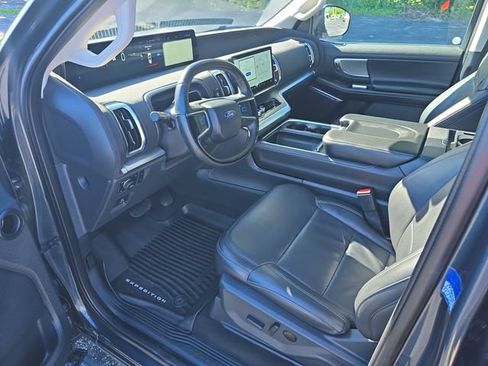 Certified 2025 Ford Expedition Max Platinum AWD/4WD image 10