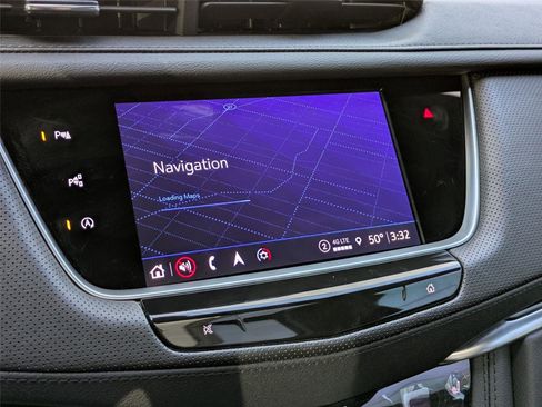 New 2025 Cadillac XT5 Premium Luxury w/ Technology Package FWD image 19