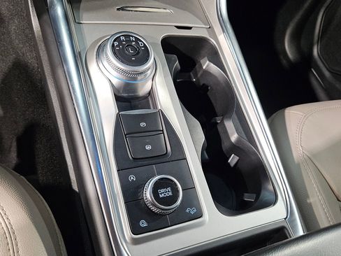 Used 2023 Ford Explorer Limited AWD/4WD image 33