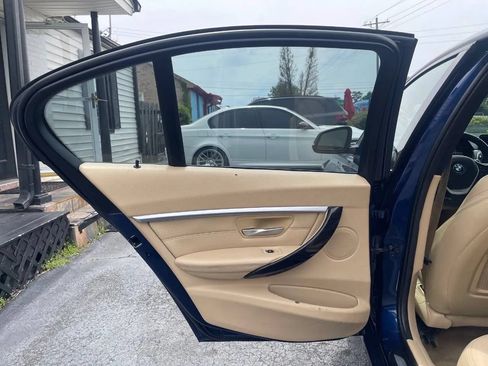 Used 2016 BMW 328i Sedan RWD image 25