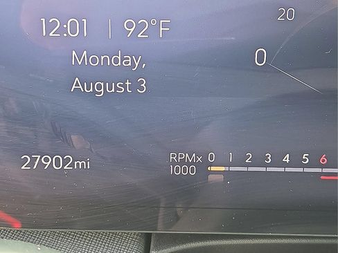 Certified 2025 Buick Enclave Sport Touring FWD image 5