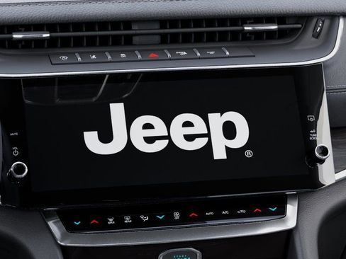 New 2026 Jeep Grand Cherokee Altitude AWD/4WD image 27