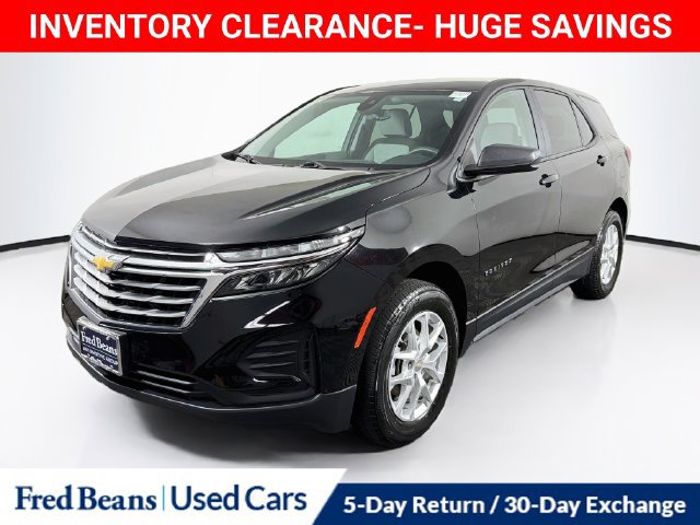 Used 2023 Chevrolet Equinox LS w/ LS Convenience Package AWD/4WD image 3