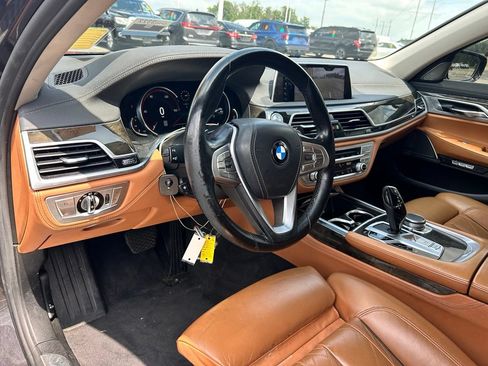 Used 2016 BMW 750i xDrive AWD/4WD image 9