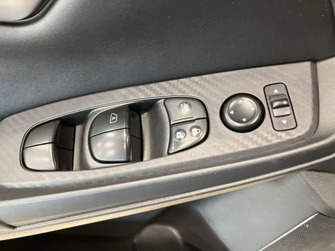 Used 2024 Nissan Sentra SV image 12