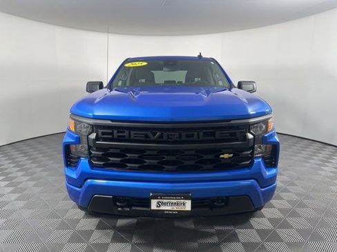 Used 2025 Chevrolet Silverado 1500 Custom AWD/4WD image 2
