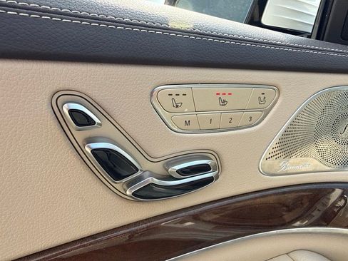 Used 2015 Mercedes-Benz S 550 4MATIC Sedan image 12