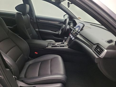 Used 2019 Honda Accord Sport image 21
