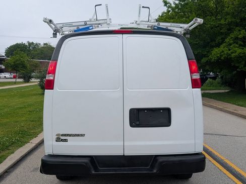 Used 2019 Chevrolet Express 2500 w/ Driver Convenience Package RWD image 6