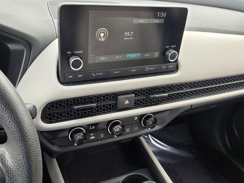 Certified 2023 Honda HR-V LX image 21