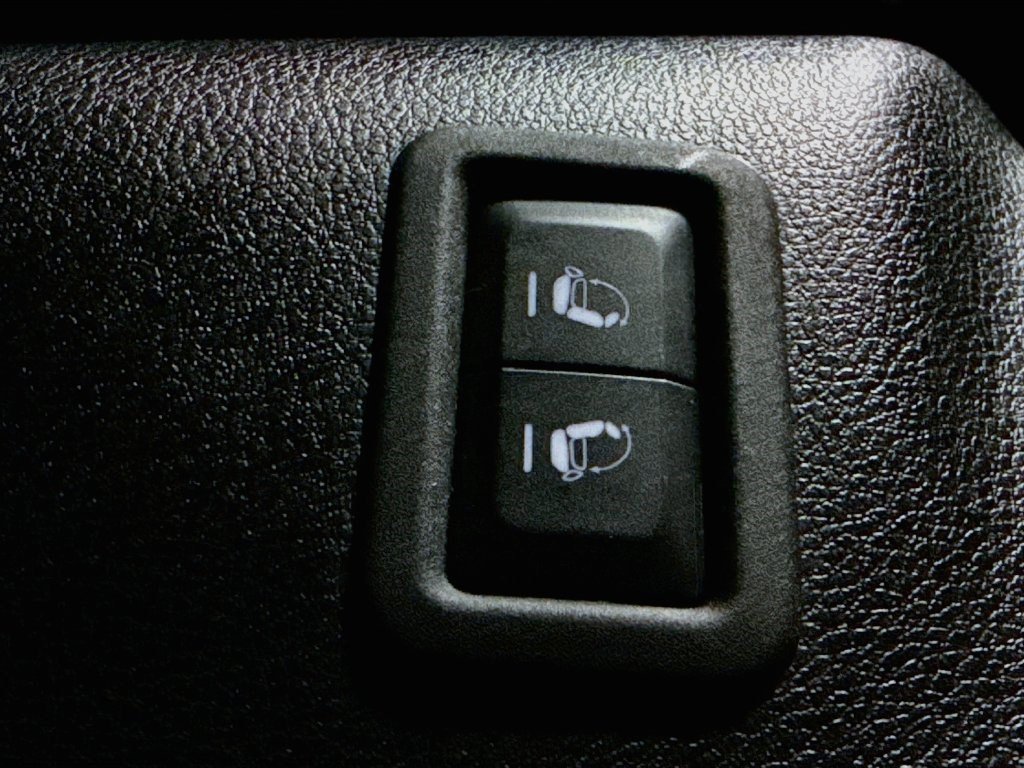 Used 2024 Jeep Wagoneer Series III AWD/4WD image 45