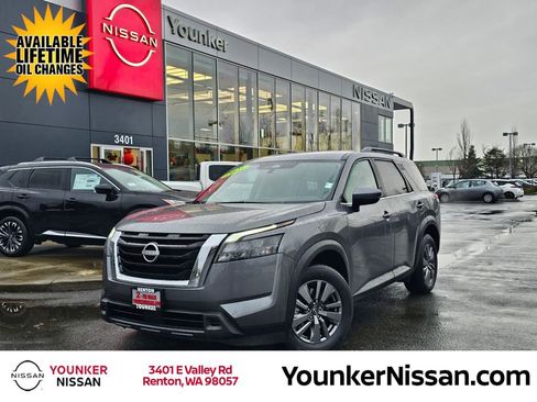 Certified 2025 Nissan Pathfinder SV AWD/4WD image 1
