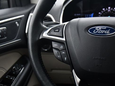 Used 2020 Ford Edge Titanium w/ Equipment Group 301A image 33