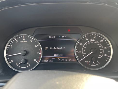 Used 2023 INFINITI QX60 Pure image 15