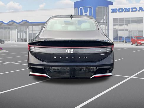 Used 2024 Hyundai Sonata SEL image 3
