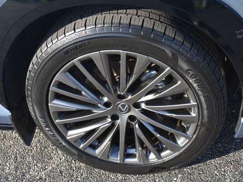 Used 2024 Lexus RZ 450e Premium w/ Accessory Package (2T) AWD/4WD image 11