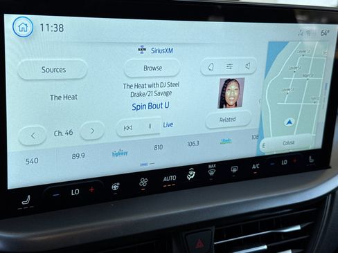 New 2025 Ford Escape Active w/ Active Premium Tech Pack image 21