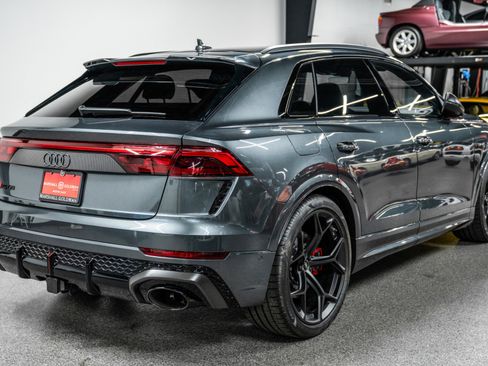 Used 2025 Audi RS Q8 performance image 8
