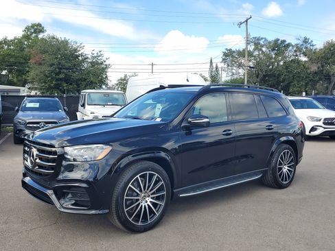 New 2026 Mercedes-Benz GLS 580 4MATIC image 2