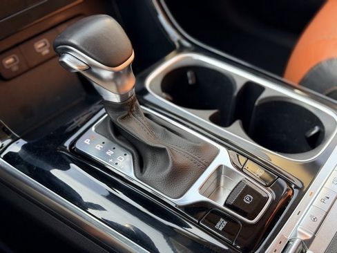 Used 2024 Kia Carnival SX Prestige image 16