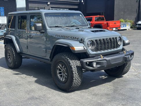Used 2024 Jeep Wrangler Unlimited Rubicon 392 image 7
