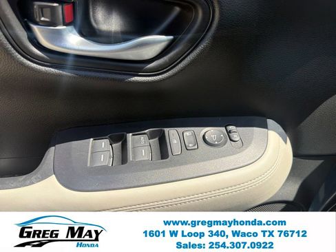 Used 2024 Honda HR-V LX image 11