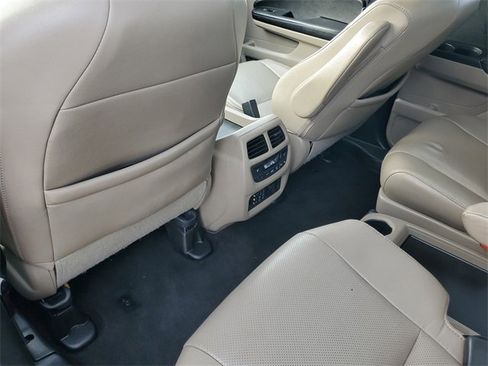 Used 2016 Honda Pilot Elite image 7