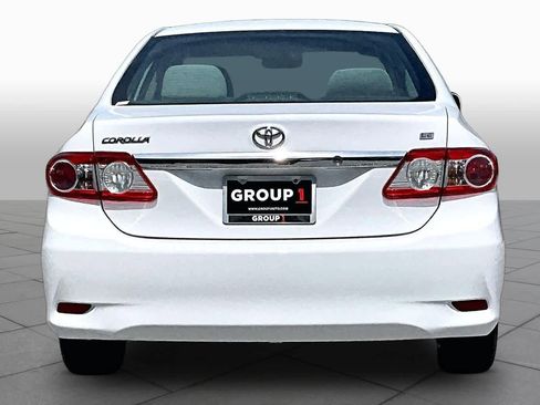 Used 2013 Toyota Corolla LE FWD image 5